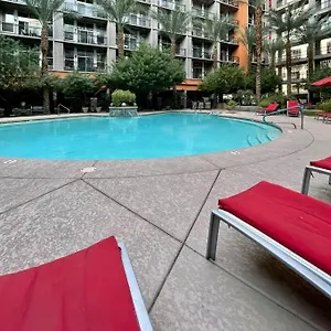 Loft Living Downtown At Its Best! Very Spacious , Phoenix United States