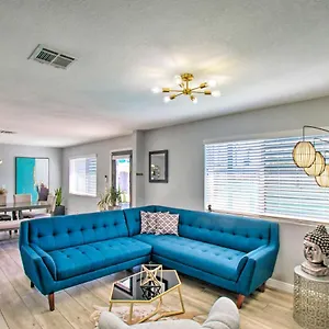 Charming With Patio About 3 Miles To Dtwn! , Phoenix United States