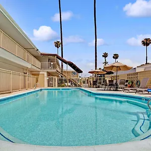 Hotel Super 8 By Wyndham Los Angeles-culver City Area