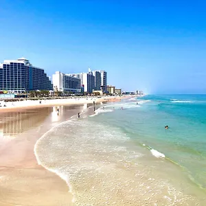 Resort Hilton Daytona (adults Only)