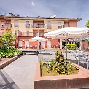 *** Hotel La Perla D'olot España