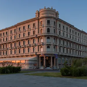 Grand Principe Di Piemonte Hotel